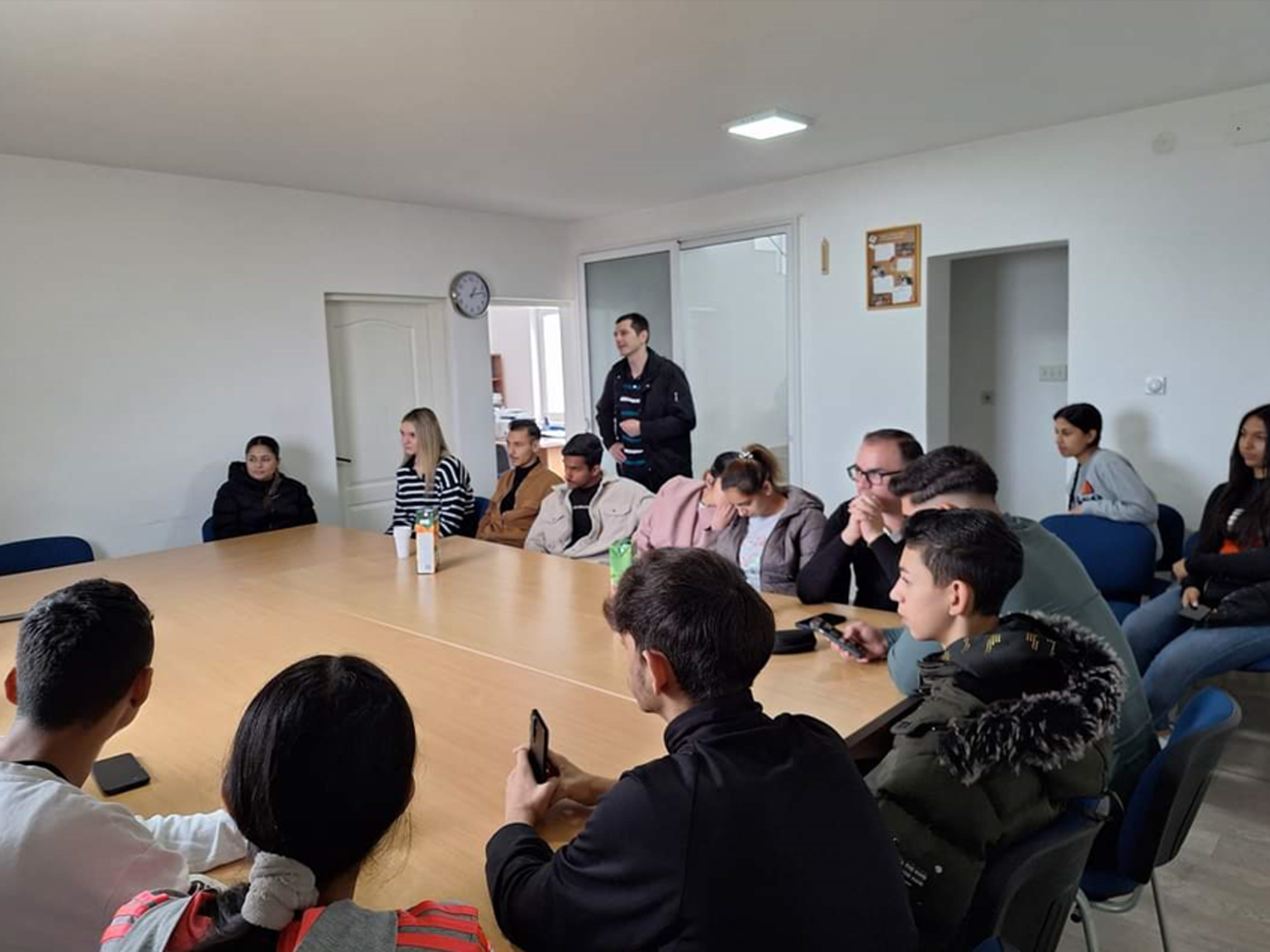 Обуке за 'Виртуелно предузеће' - јачање капацитета младих Рома
